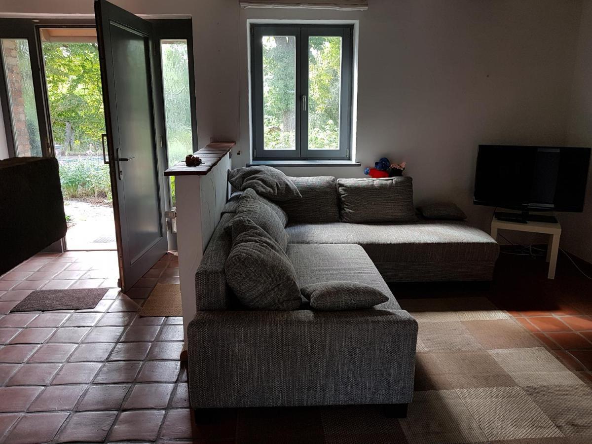 Grosse Wohnung / Haushaelfte In Peetzig Am See 안게르문데 외부 사진