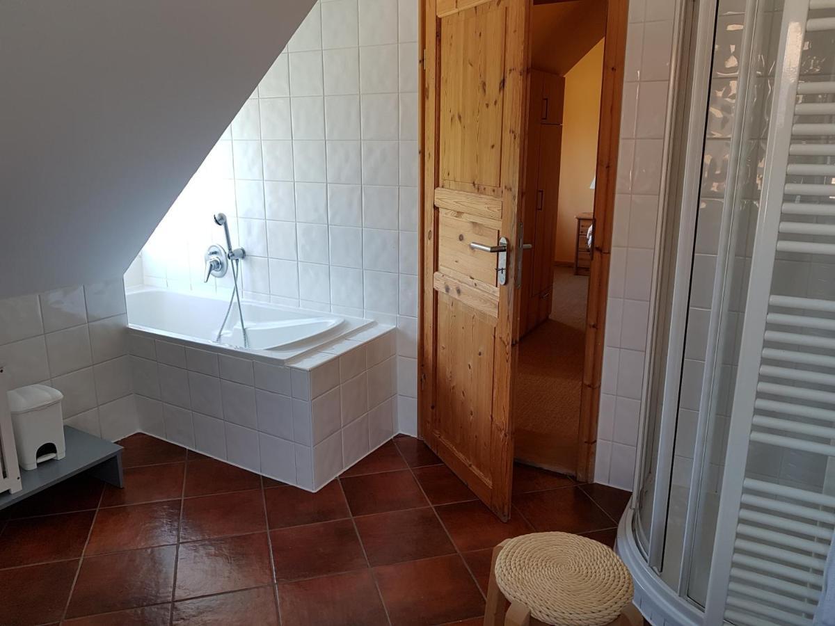 Grosse Wohnung / Haushaelfte In Peetzig Am See 안게르문데 외부 사진
